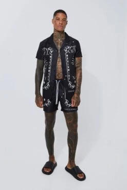 Short Sleeve Border Pattern Shirt And Swim Short